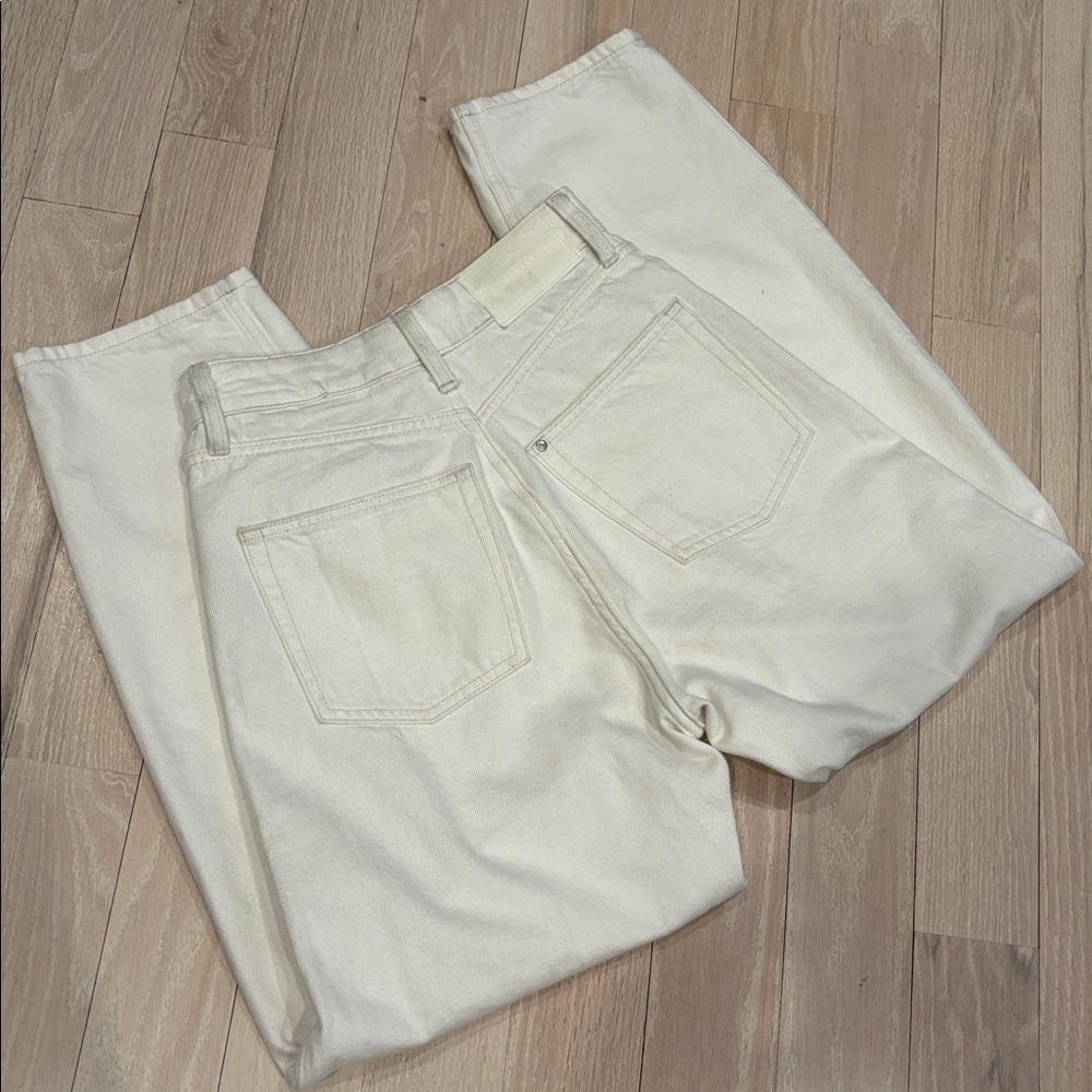 H&M white barrel jeans, Size 2 - Picture 3 of 5